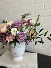 Load image into Gallery viewer, Beauty Vase Arrangement

